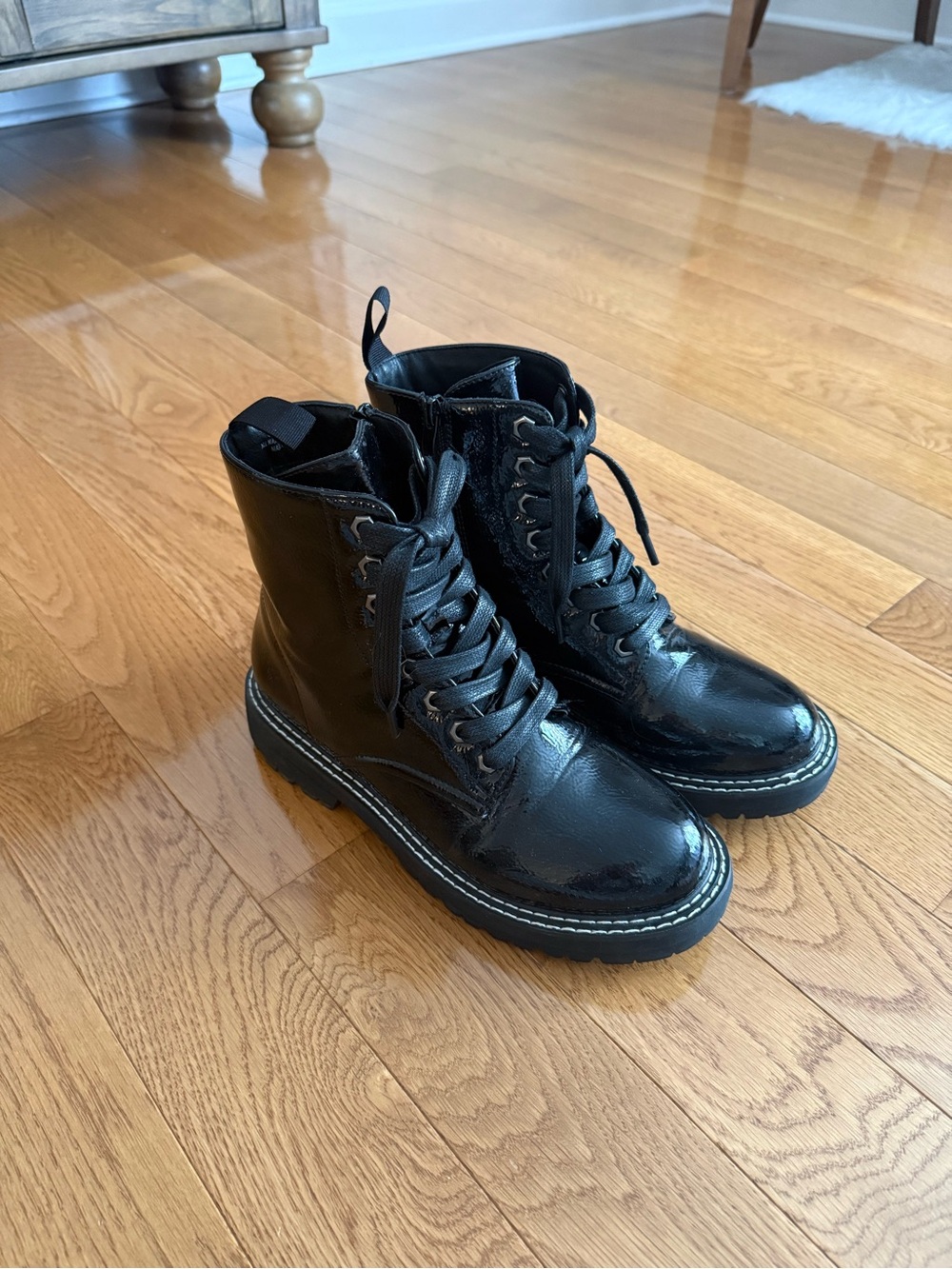Rarely Worn Dunes Combat Boots 💞